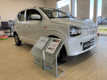 ショールーム内の展示車が変わりました！！