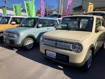 オススメ中古車のご紹介です！２台もラパンがあります！