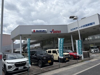 ☆元気いっぱい営業開始しております☆フロンクス試乗車来ました！