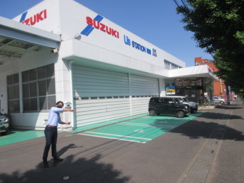 ☆当店の駐車場のご案内☆