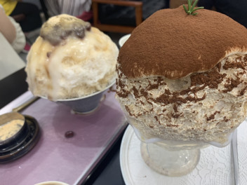 夏らしいモノを食べてきました！