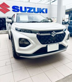 フロンクスあります！