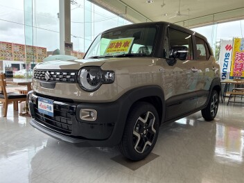 即納車の新車クロスビー入荷しました！！