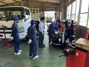 中学生が職場体験に来てくれました
