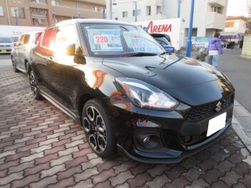 特選中古車！！　スイフトスポーツ　６ＭＴ　試乗車入替に付き　１台限り！