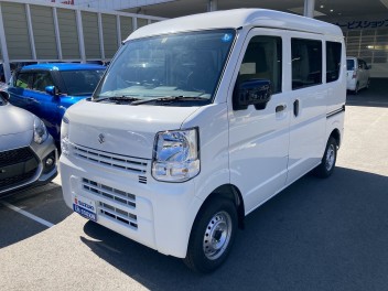 冬タイヤプレゼントの中古車エブリイが入庫です！