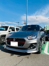 スイフトご納車させて頂きました＊。・