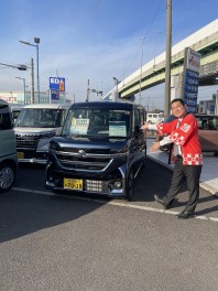 新型スペーシアカスタム試乗車入りました