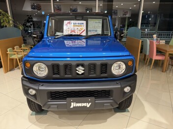 ジムニーシエラきてます！！