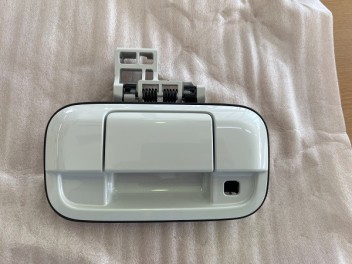 バックドアハンドルの構造ってこうなってるんだ！？