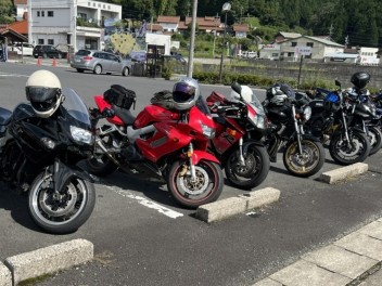 ～スタッフの休日~週末展示会☆