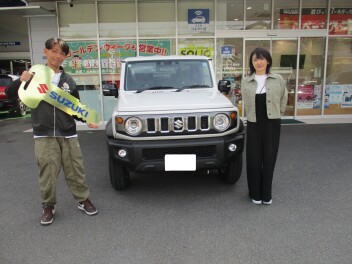 ジムニーノマドのご納車です！おめでとうございます！