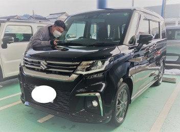 今、大人気の新型ソリオ納車させて頂きました‼