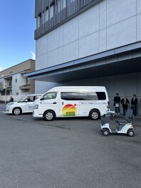 「24時間テレビ」の福祉支援でセニアカーを贈呈させていただきました。