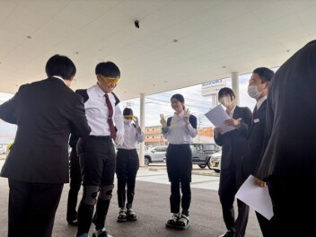 ☆損保ジャパン様による外部企業講習～自動車保険についてシニア体験～☆