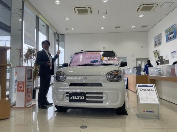 大人気アルトの展示車が入りました！(^_-)-☆おすすめ情報盛りだくさん☆