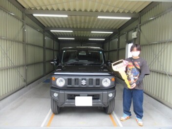 新型ジムニ－納車です。