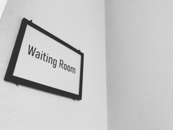 Waiting Room♪