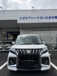 【ソリオバンディット ハイブリッドMVをご納車】ピュアホワイトパール｜さいたま市・川口市・越谷市で人気のスライドドアコンパクトカー