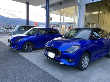 スイフト　フロンティアブルー