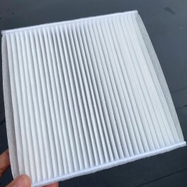 エアコンフィルターの交換