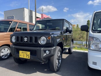 試乗車ジムニー到着！