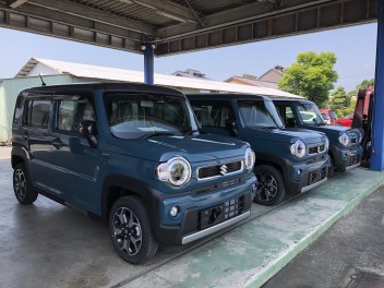 お待たせ致しました。ようやく新型ハスラーの納車が進み始めました。