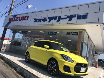 スイフトスポーツ入りました！！