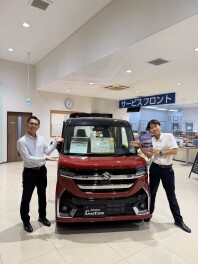 ショールームの展示車を入れ替えました(^^)/