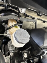 【愛車無料点検実施中】④ブレーキ液リザーバータンクの液量