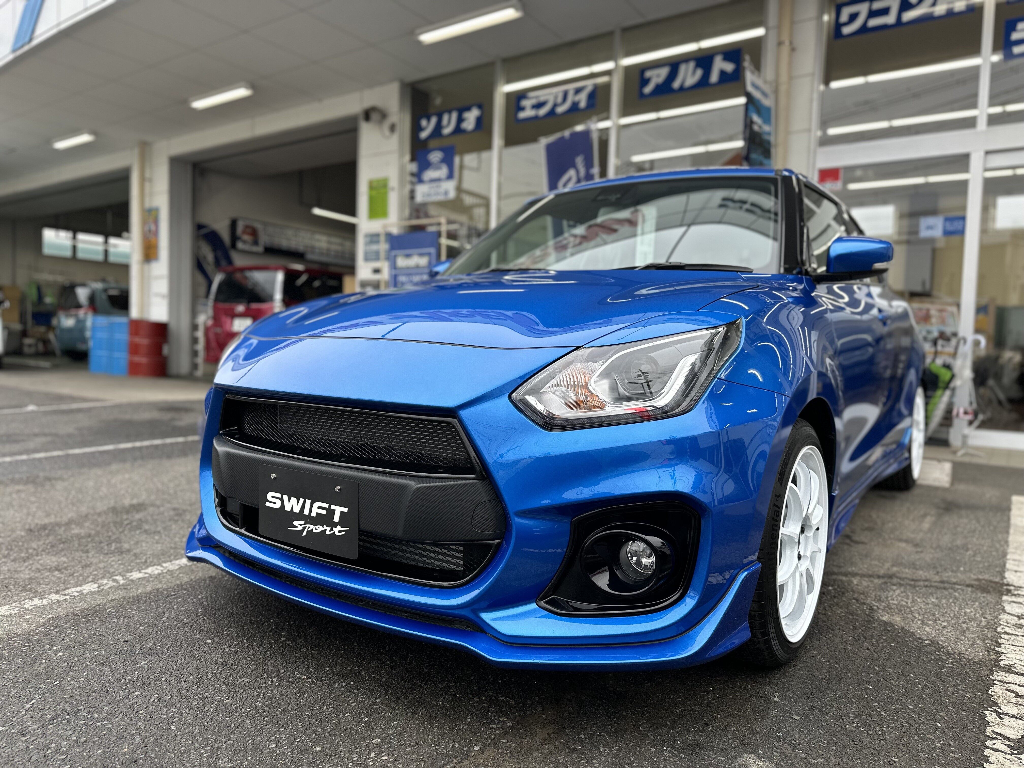 スイフトスポーツオリジナルカスタムR7年式新車