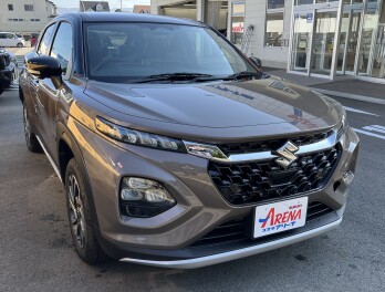 本能を刺激するクーペスタイルSUV 新型フロンクス誕生！