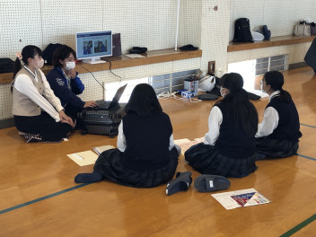 串良商業高等学校1・2年生進路ガイダンスに参加しました(*'▽')