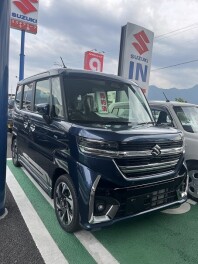 似ていますが、