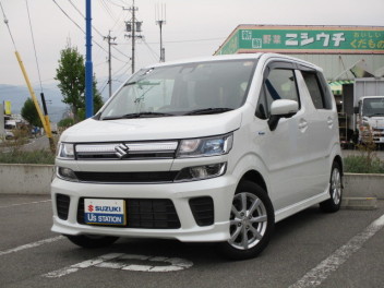 おすすめワゴンR！4WD！全方位カメラ付ナビ・ドラレコ搭載車！