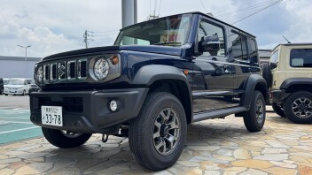 ジムニーノマドの試乗車入りました！