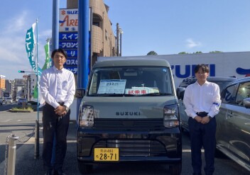 ”遊べる軽バン”のご紹介！！