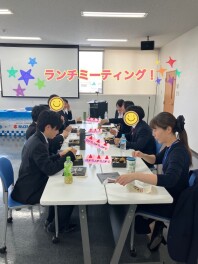 ランチミーティングを開催しました(*^▽^*)