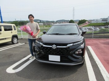 新型フロンクスご納車頂きました！