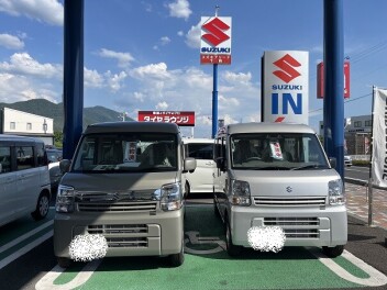 モスグレーとシルバー