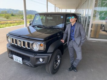 ジムニーノマドの試乗車がやってきました！