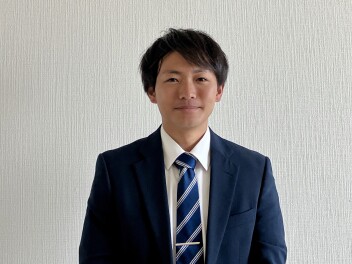 新スタッフのご紹介