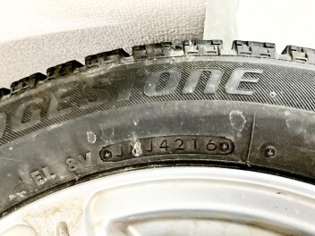 冬タイヤ交換始まっております！