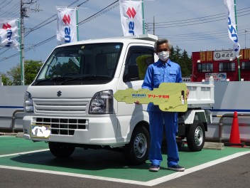 お納車誠におめでとうございました