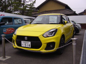スイフトスポーツの試乗車ございます！！
