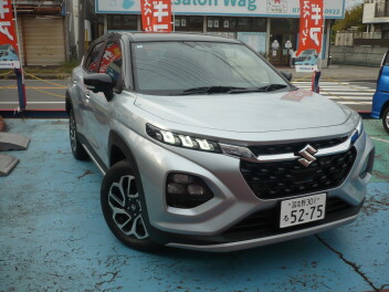 フロンクス試乗車準備できました。