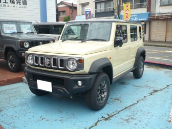 新車ジムニーノマド納車です。