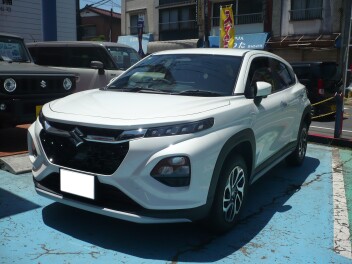 新車フロンクス納車です。