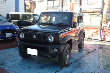 新車ジムニーシエラ