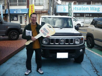 新車ジムニーノマド納車です。